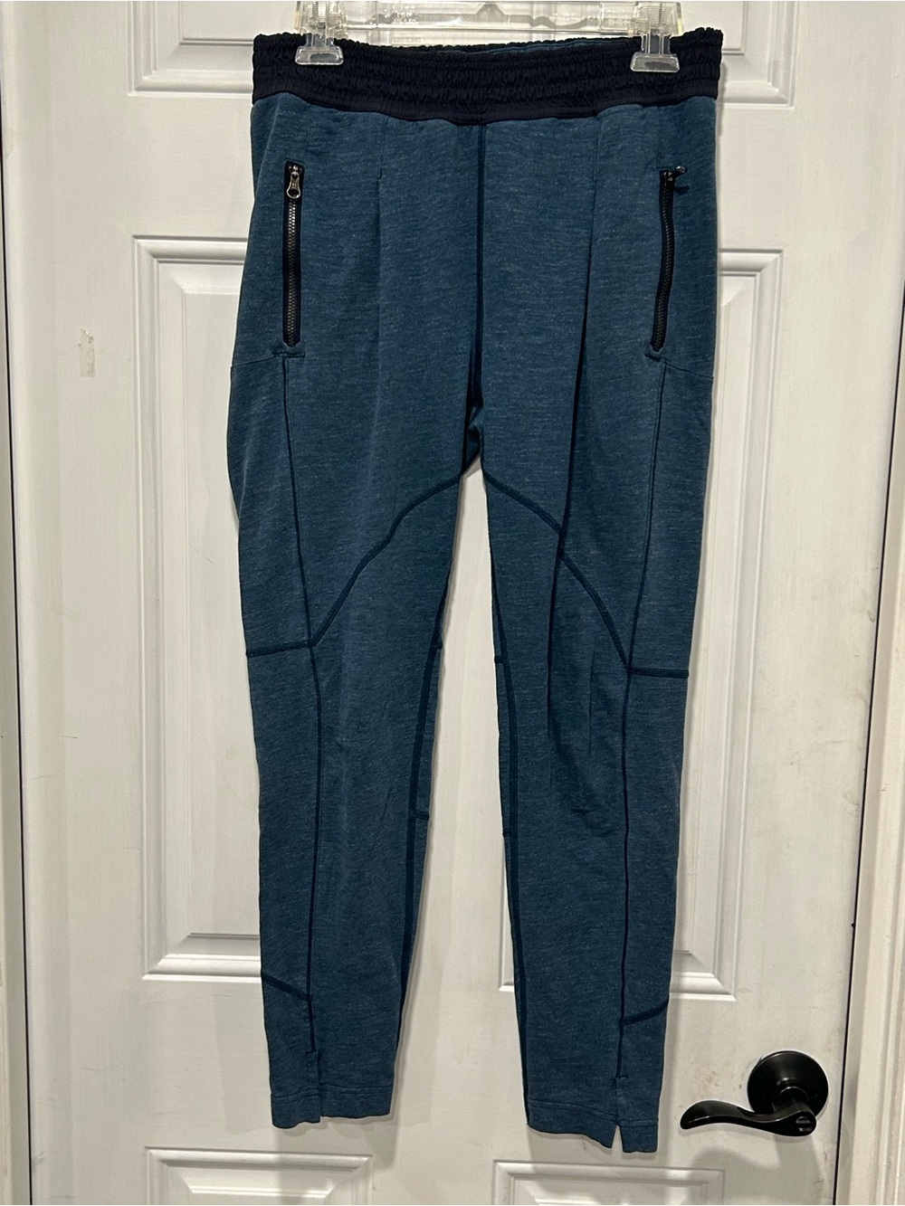 Lululemon All In Pant Heathered Denim Alberta Lake Blue Size 6 EUC Retired